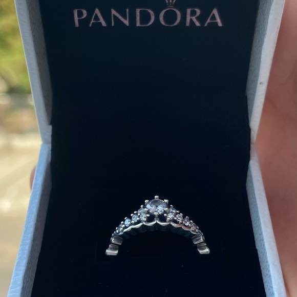 Brand new Pandora Ring - Picture 1 of 5
